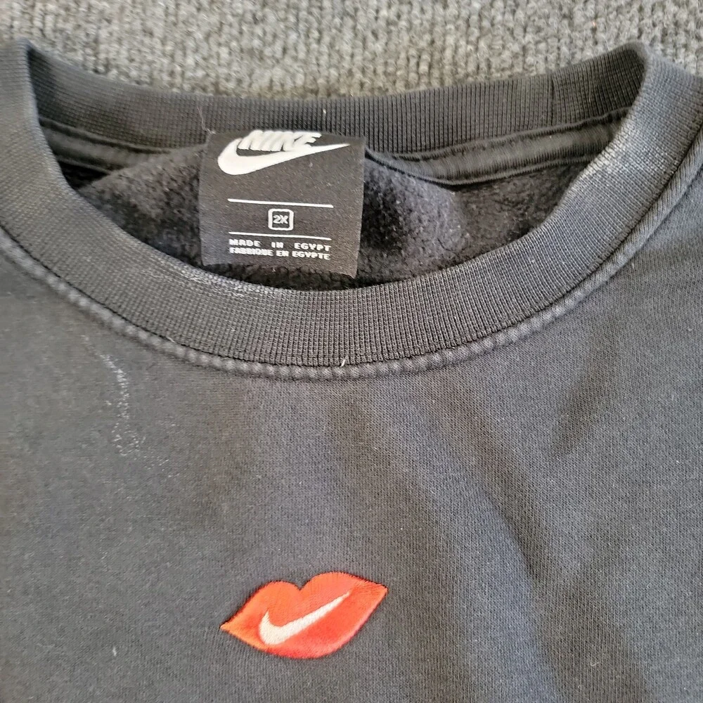 Nike this women